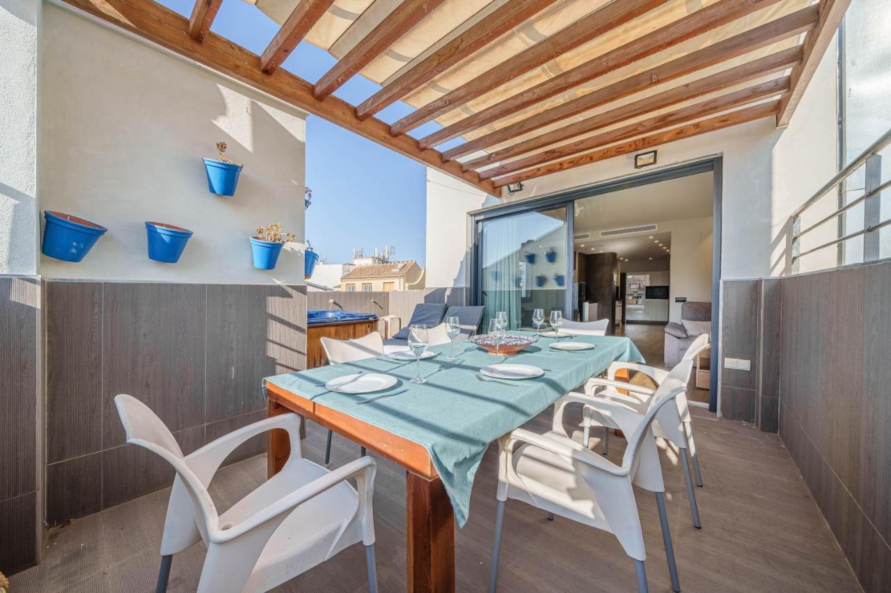 Apartamentos Gibralfaro Centro Малага Экстерьер фото