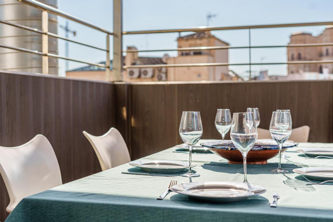 Apartamentos Gibralfaro Centro Малага Экстерьер фото