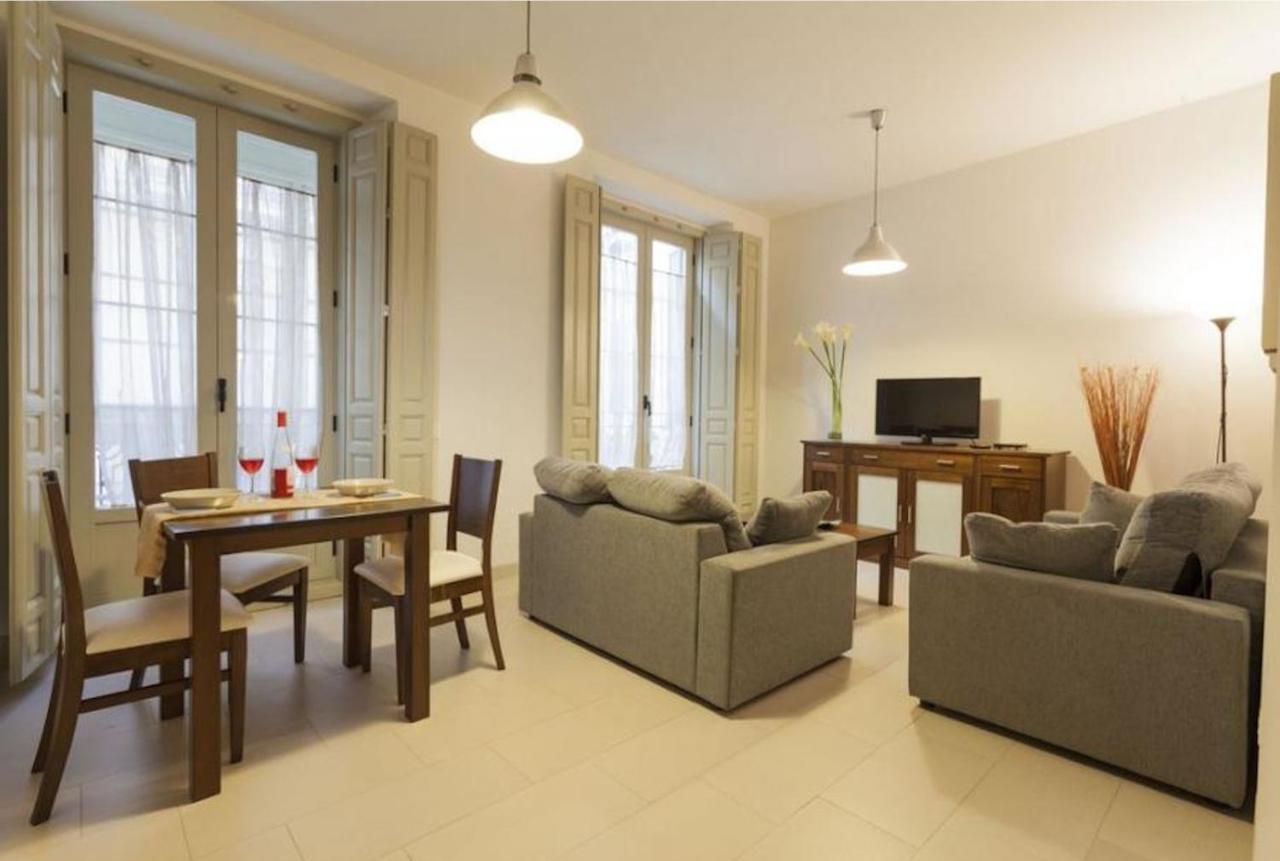 Apartamentos Gibralfaro Centro Малага Экстерьер фото